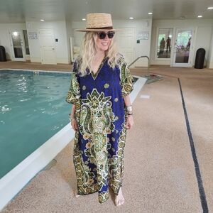Vintage Elegant & Pro Cleaned Blue & Green Paisley Beach Kaftan/Dress, OS, $35